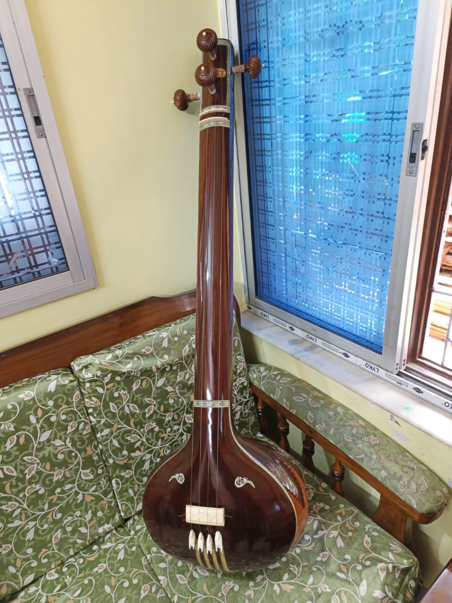 Tanpura